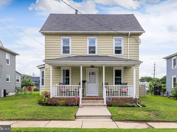57 N Repauno Ave, Gibbstown, NJ 08027