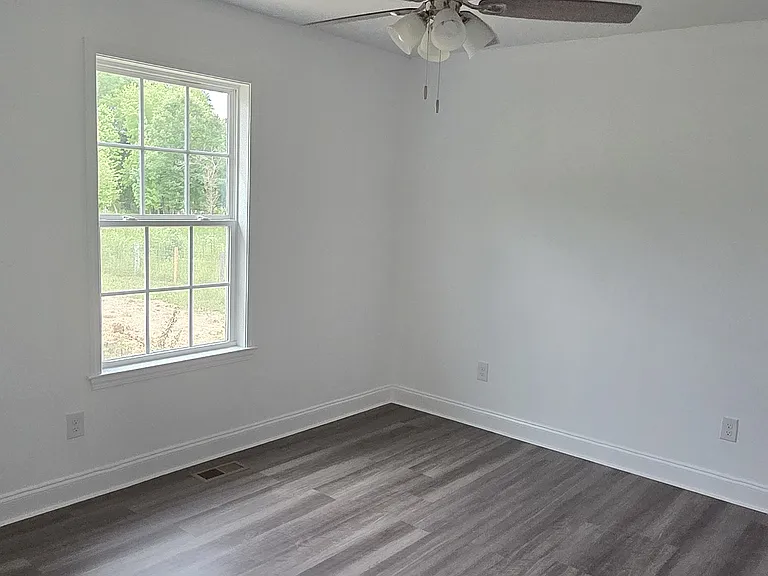 164 Silas Way #A — Photo 9