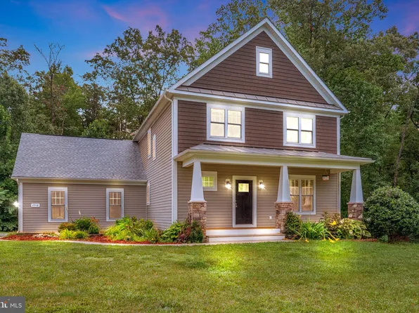2518 Regency Dr, Fredericksburg, VA 22408