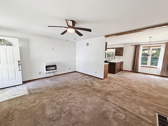 3rd image of 5462 16th Street Rd
