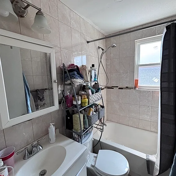 84 Mount Vernon St #1 — Photo 5