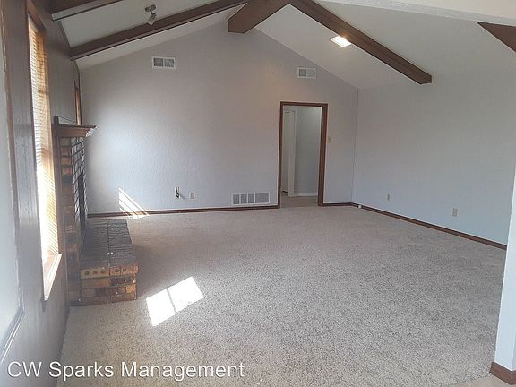 3rd image of 316 S Stewart Ave