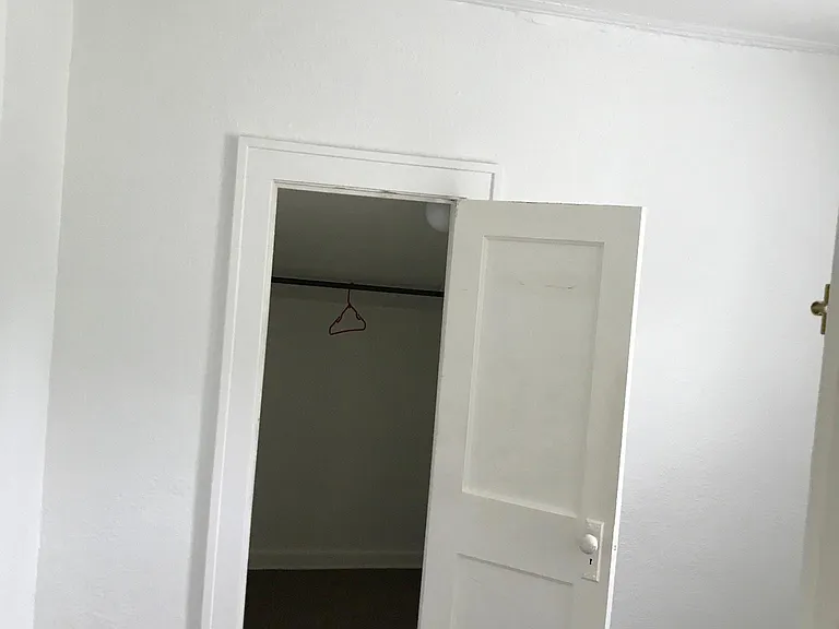 Walk in closet