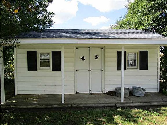 5th image of 14520 Harris Rd