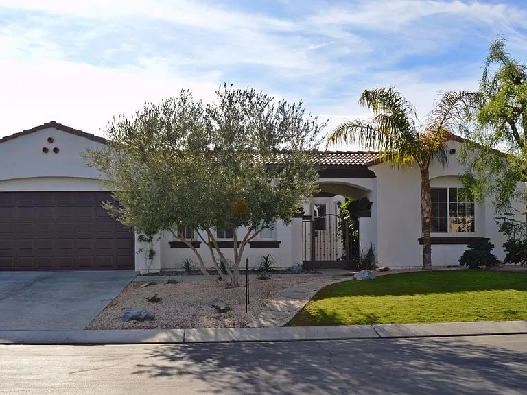 105 Rubino Ct — Photo 1