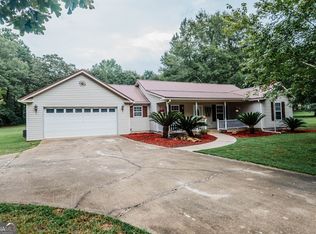 41 Brookwood Dr, Hawkinsville, GA 31036