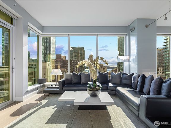 2nd image of 1920 4th Avenue #1405