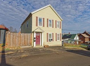 6 Hill St APT 2, Waterford, NY 12188