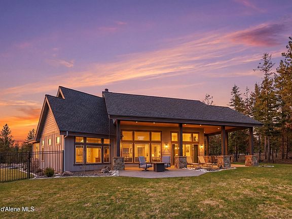 3rd image of 2117 E Amulet Cir