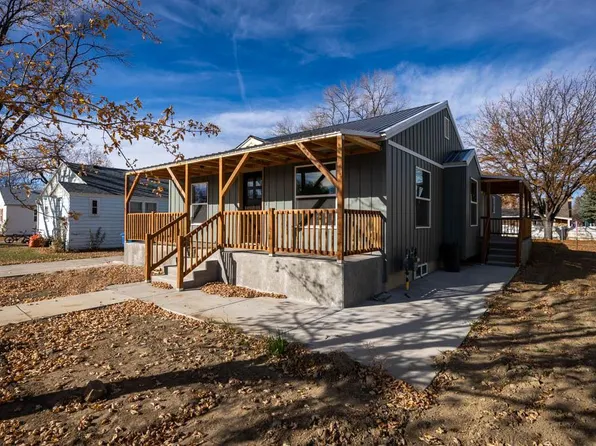 125 Carmon Ave, Lovell, WY 82401