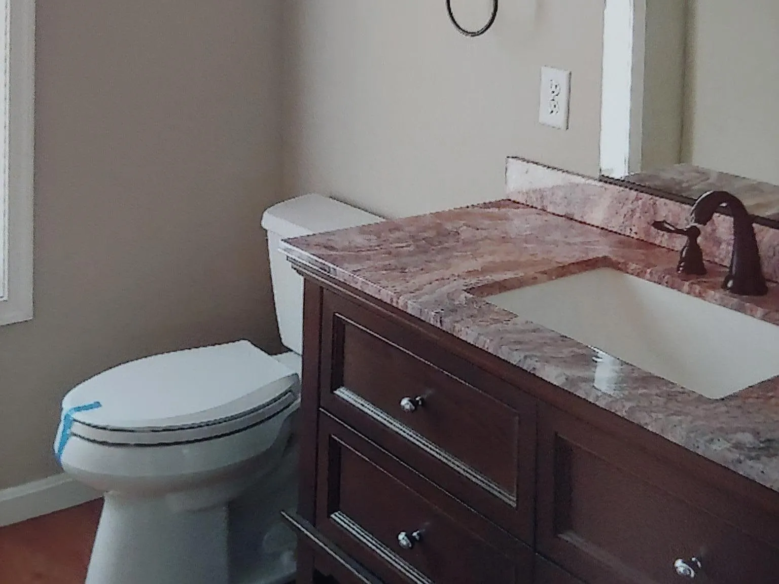 3 bed, 1345 sqft, $2,150 — Photo 3