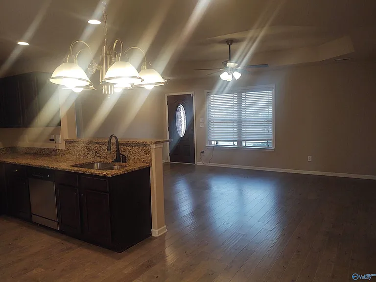 108 Hunter Way — Photo 5