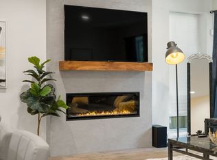 2110 W Washington Blvd #ID1244905P, Chicago, IL 60612