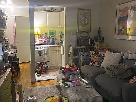 2nd image of 239 E 84th St APT 3D