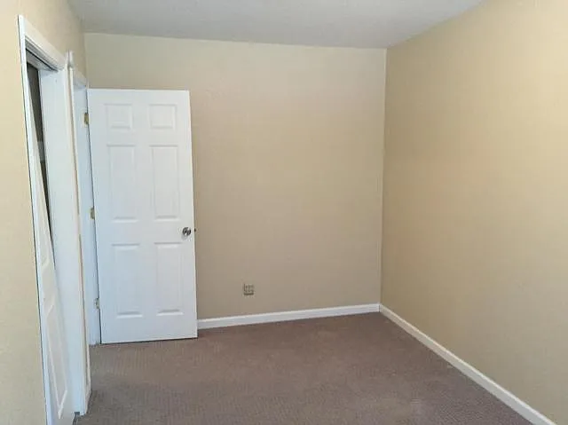 2102 NW Kelly Dr #11 — Photo 6