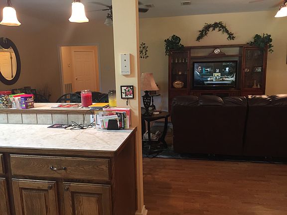 3rd image of 150 County Road 1266