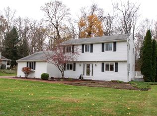 8094 Rolling Brook Rd, Northfield, OH 44067