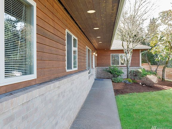 2nd image of 10930 126th Ave NE