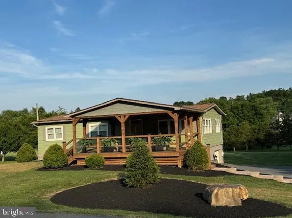 142 Birch Dr, Lewistown, PA 17044