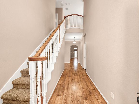 5th image of 21710 Shallow Glen Ln