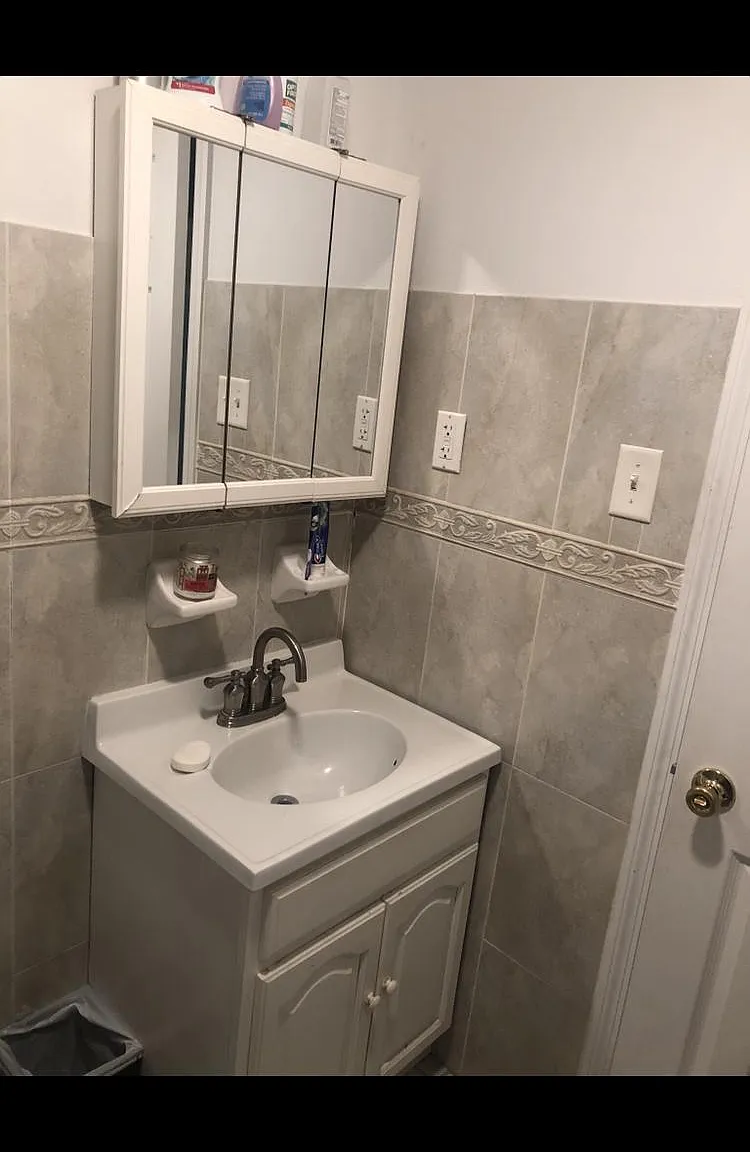 3 bed, $3,000 — Photo 4