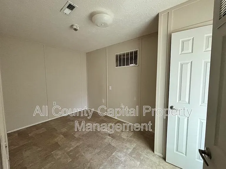 3616 W Nugent Ave — Photo 9