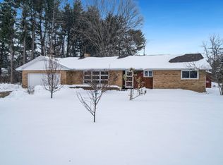 1849 N Weller Dr, Mount Morris, IL 61054