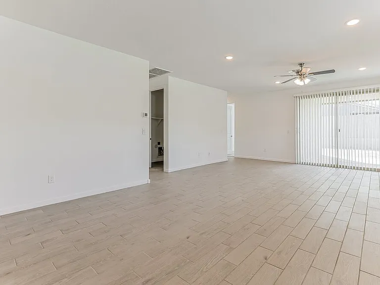 4565 W Hunter Trail San — Photo 4