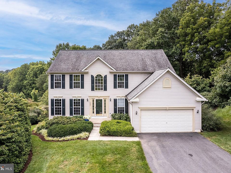 1st image of 7291 Jenna Dr