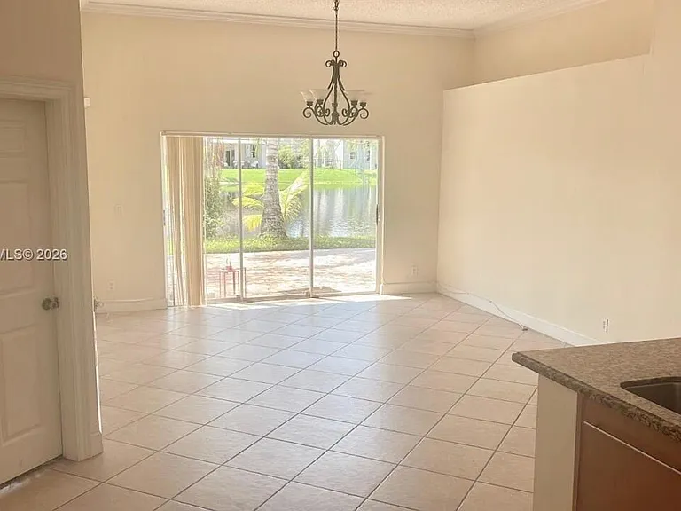 18430 NW 11th St — Photo 7