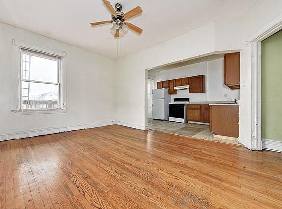 5th image of 1813 N Whipple St