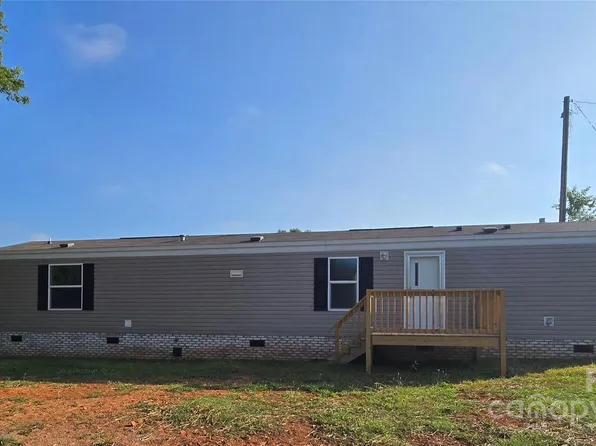 106 Burrus Rd, Mooresboro, NC 28114