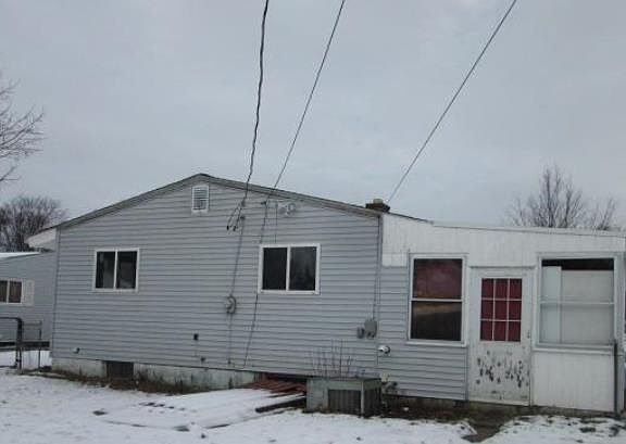4th image of 95 Mariemont Dr N