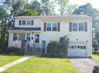 65 W Valley View Dr, Morristown, NJ 07960