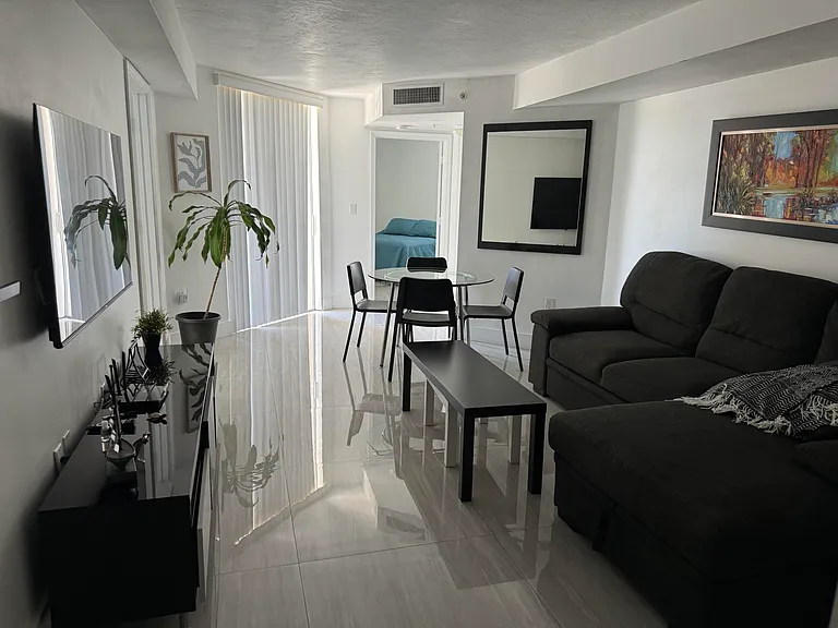 102 SW 6th Ave #206 — Photo 11