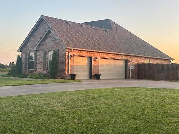4th image of 2957 Farm Dr