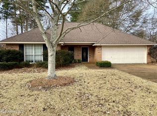 376 Mockingbird Ln, Madison, MS 39110