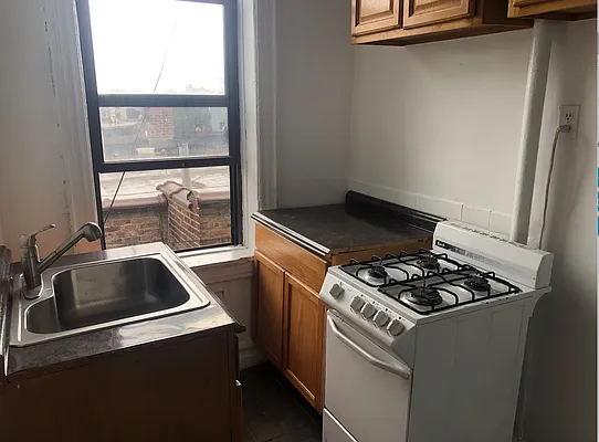 Rented by Nooklyn NYC LLC | media 10