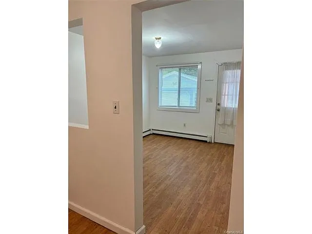 Building Photo - 48 Eleanor Ave