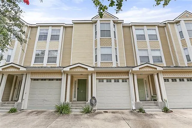 1436 Lake Ave #C — Photo 2