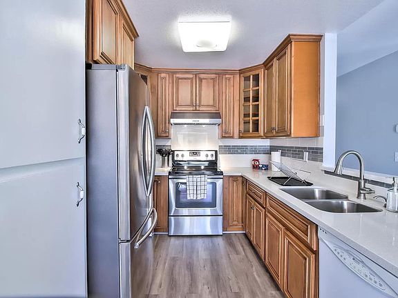 4th image of 668 Galleon Ct