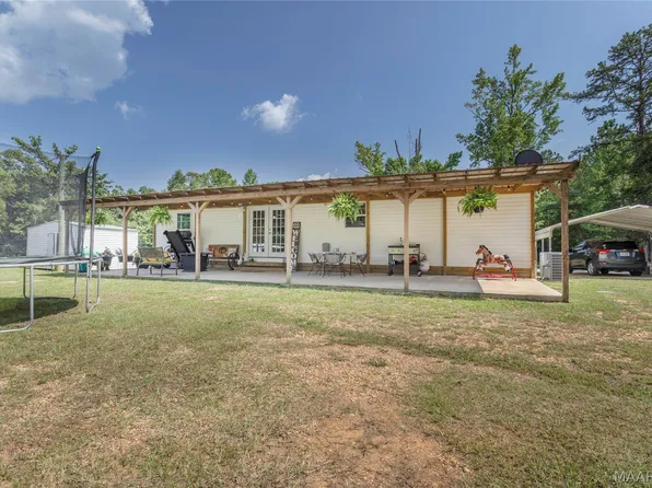 683 Naftel Rd, Grady, AL 36036