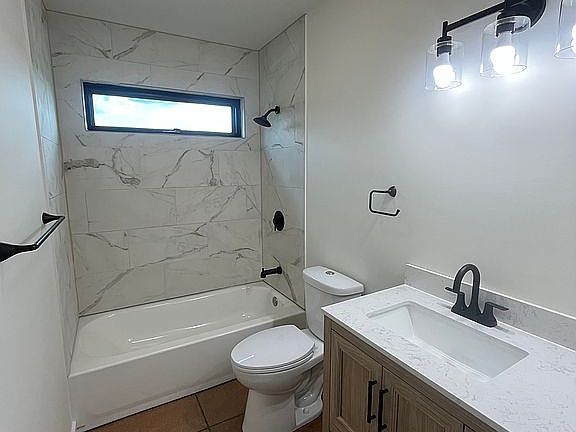 Main bath 