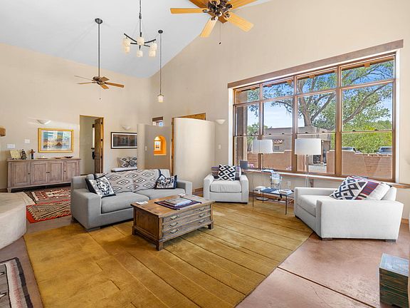 4th image of 7406 Corrales Rd