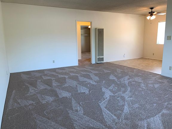 5th image of 1611 W Victory Blvd APT F
