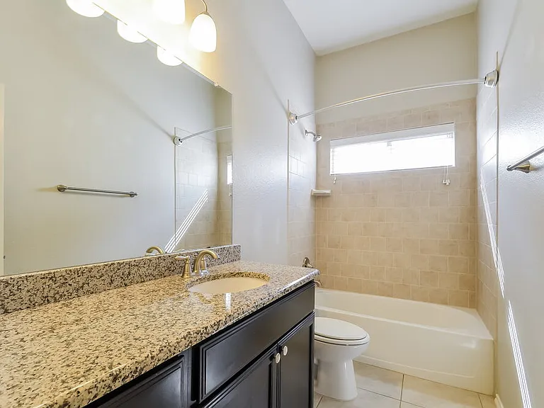 1805 Lake Pine Dr — Photo 14