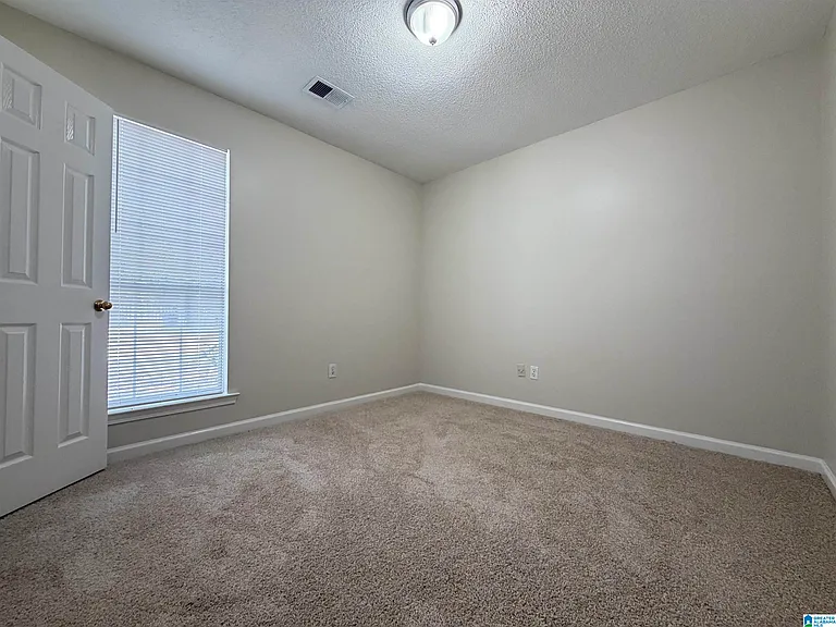 101 Cambridge Pointe Cir — Photo 14