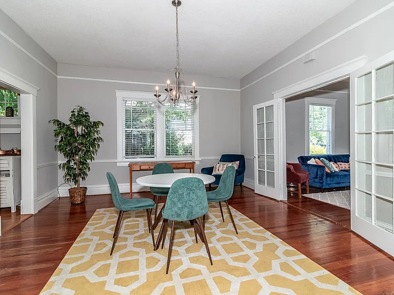 1117 Cobb St — Photo 12
