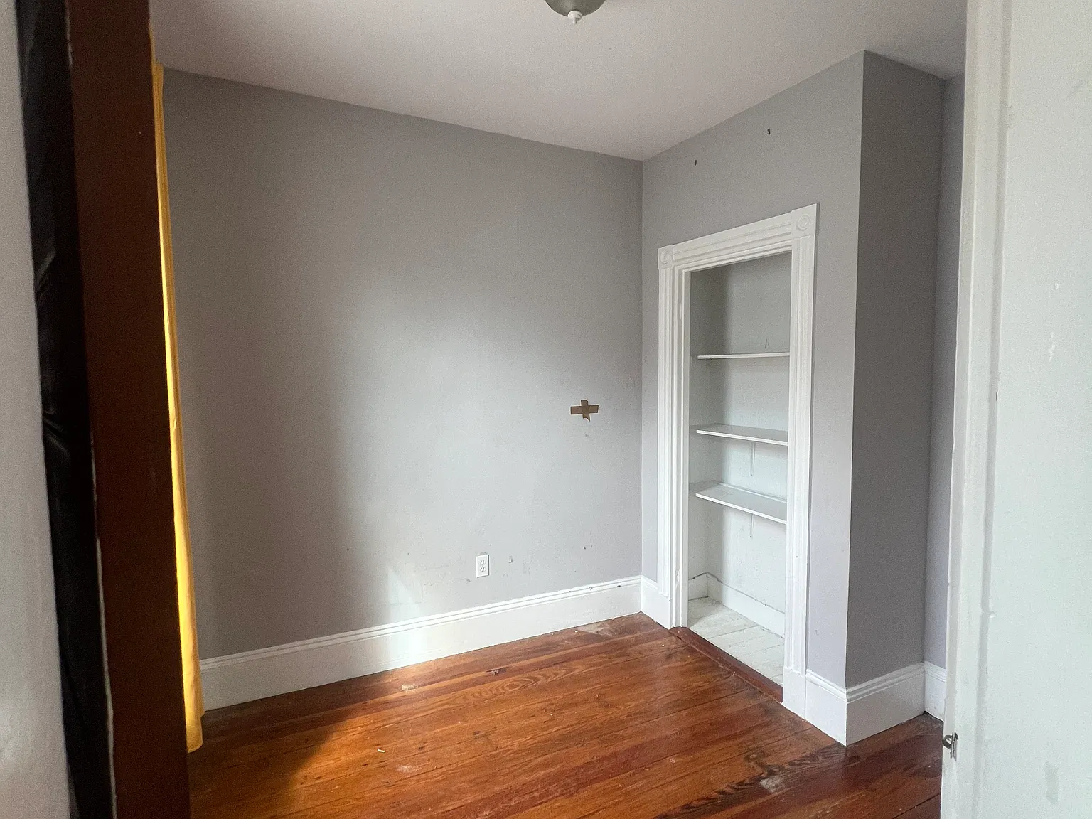 3 bed, 1277 sqft, $3,000 — Photo 3