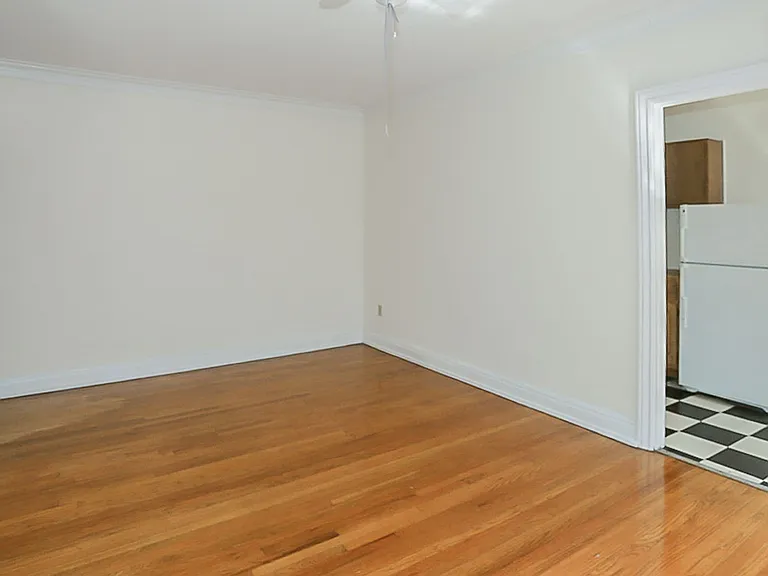 540 W. Briar — Photo 17